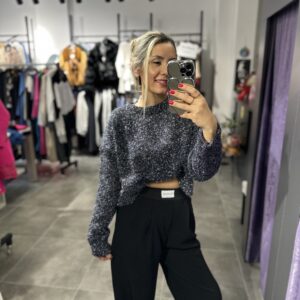 GRİ SİMLİ CROP KAZAK - Görsel 7