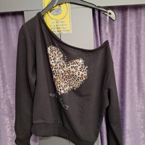 SİYAH KALP LEOPAR OMZU DÜŞÜK SWEAT - Görsel 8
