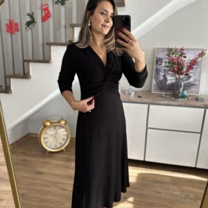 SİYAH BÜKLÜMLÜ UZUN ELBİSE