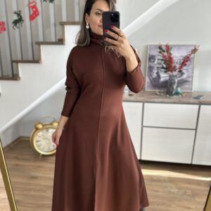 KAHVE BOĞAZLI YIRTMAÇLI ELBİSE - Görsel 3