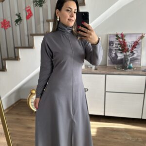 FÜME BOĞAZLI YIRTMAÇLI ELBİSE