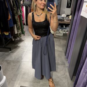 SİYAH PULLU BLUZ