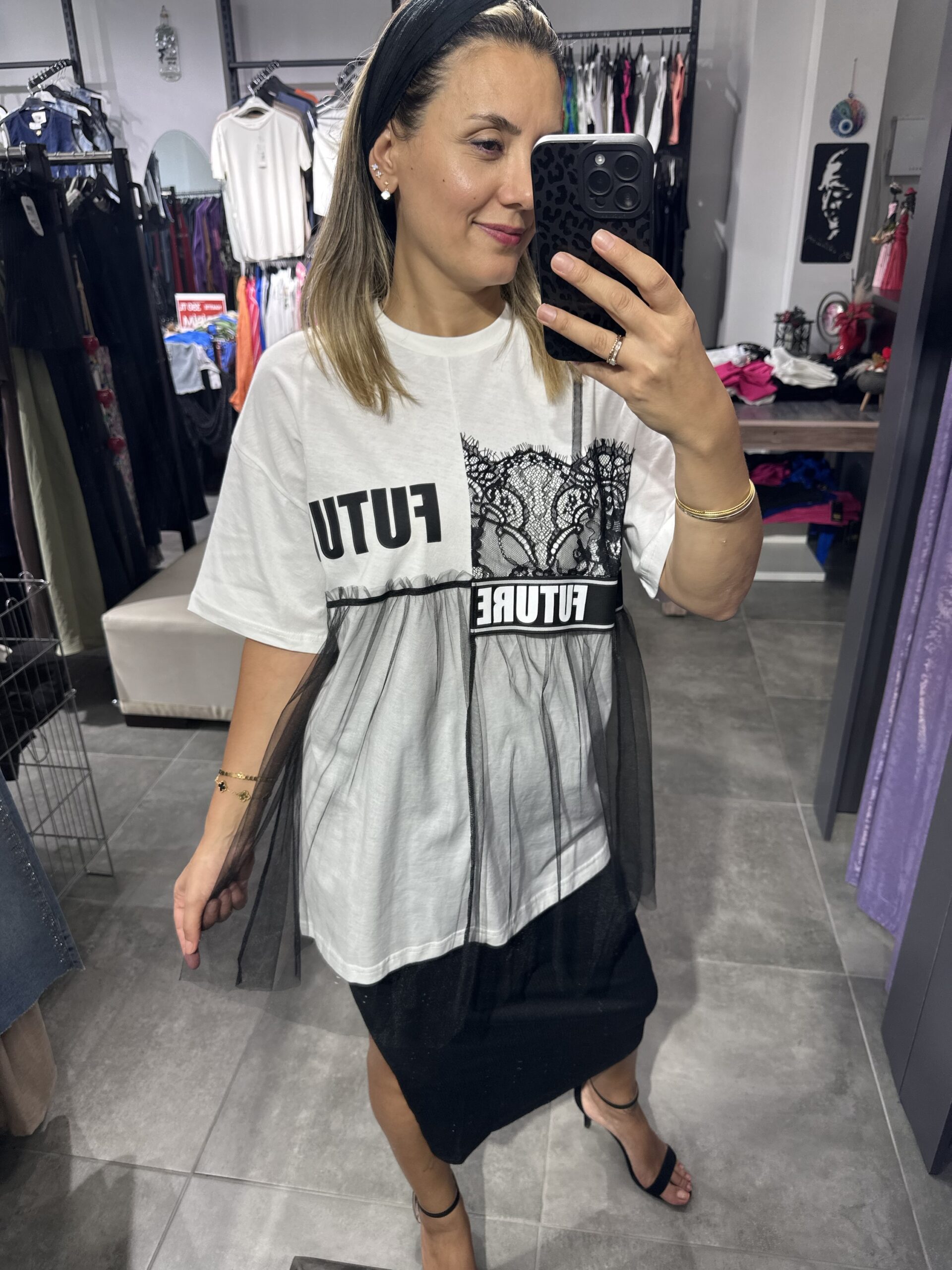 BEYAZ ALTI TÜL TİŞÖRT - Görsel 3