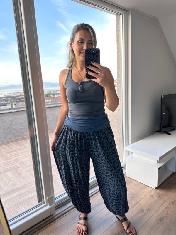LACİVERT LEOPAR VİSKON ŞALVAR