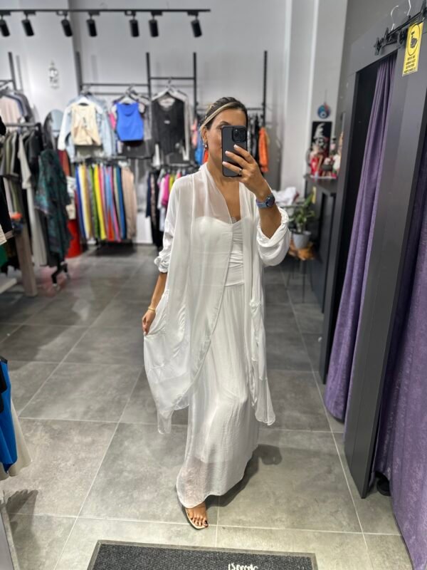 BEYAZ İPEK TÜLLÜ KAFTAN