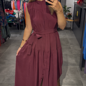 BORDO DÜĞMELİ UZUN ELBİSE