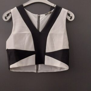 SİYAH BEYAZ FERMUARLI CROP