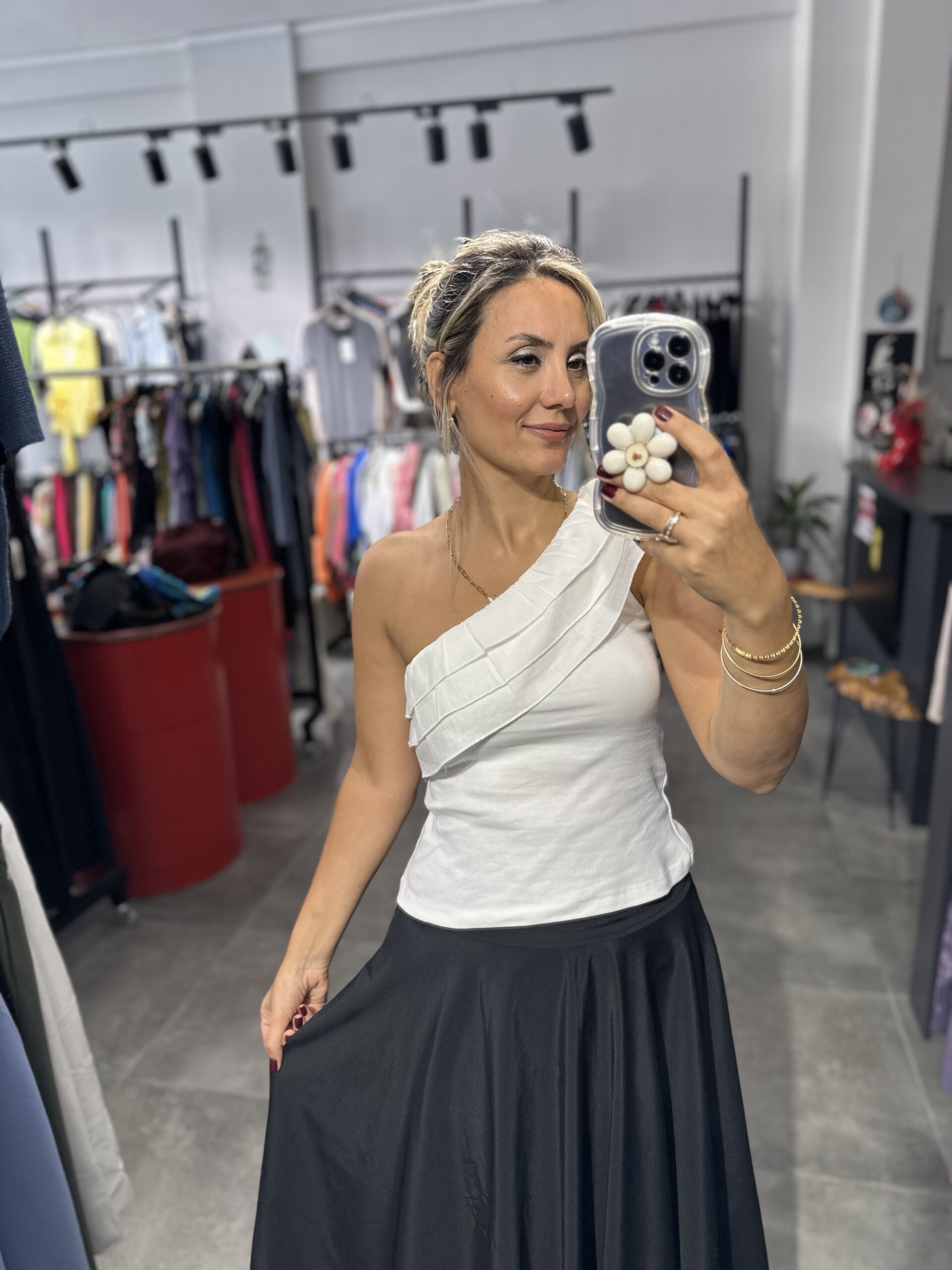 BEYAZ FIRFIRLI PAMUKLU BLUZ - Görsel 4