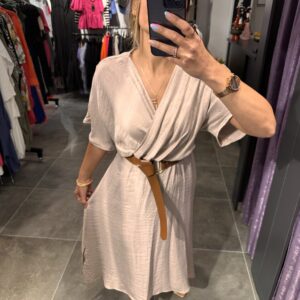 BEJ BELİ KEMERLİ KRUVAZE ELBİSE - Görsel 3